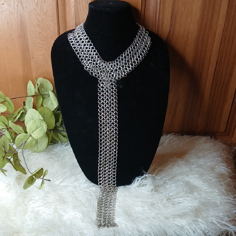 Elegant Silver Chain Necklace